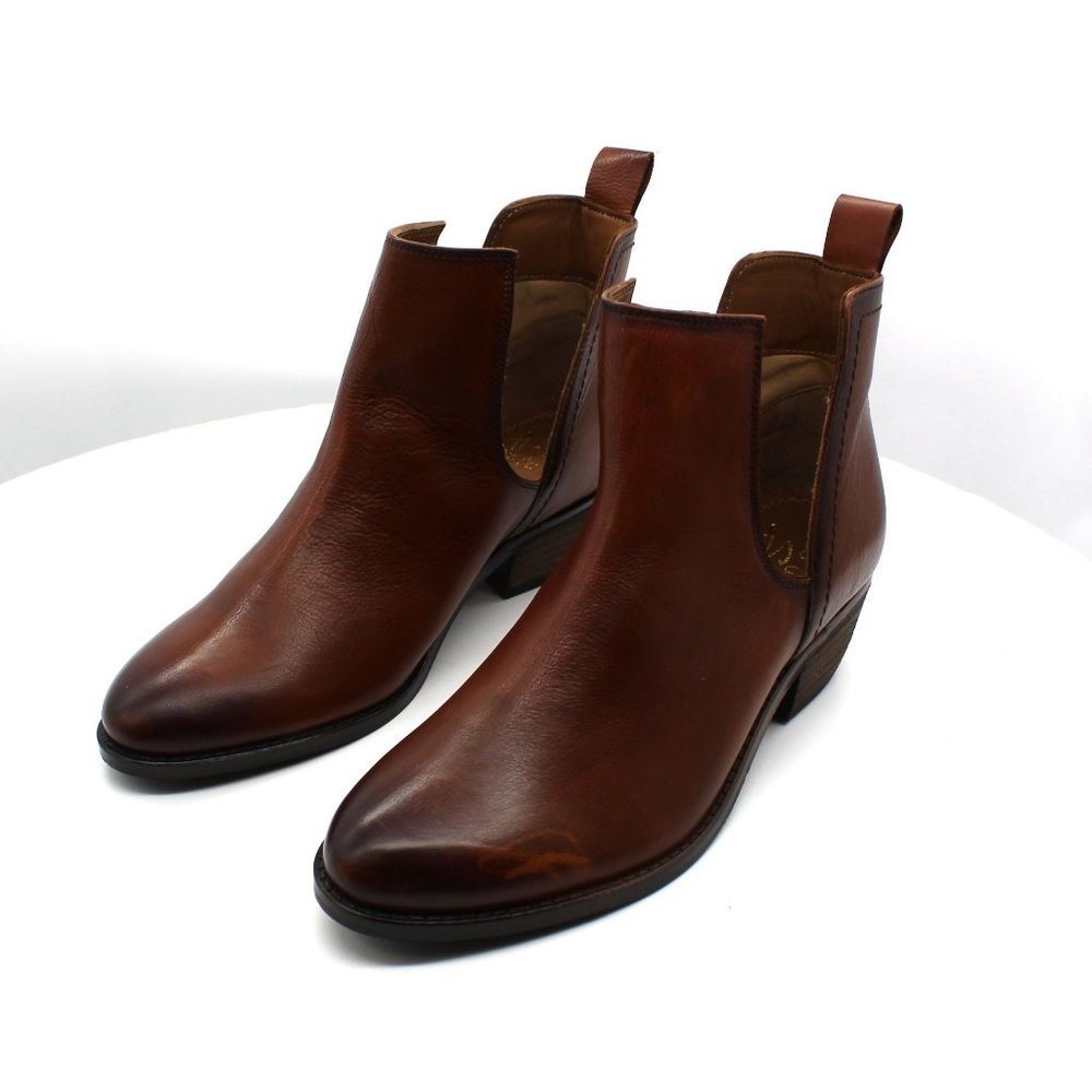 Journee Signature Women's Brigitte Bootie Women's Shoes - Picture 3 of 8